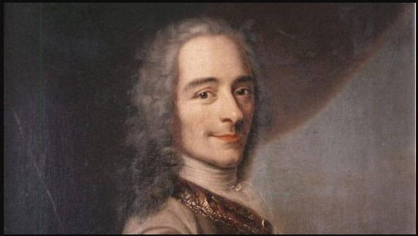 5. Fransız yazar ve filozof Voltaire, on iki kişilik arkadaş grubuyla piyango oynayarak milyonlarca livre kazanmıştı!