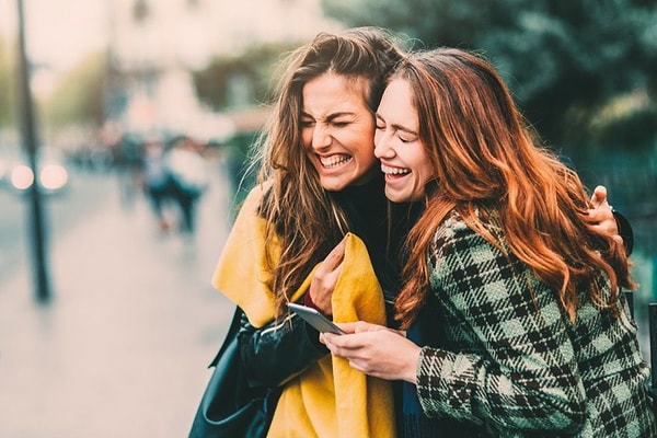 2. Что лучше всего помогает вам поднять настроение?