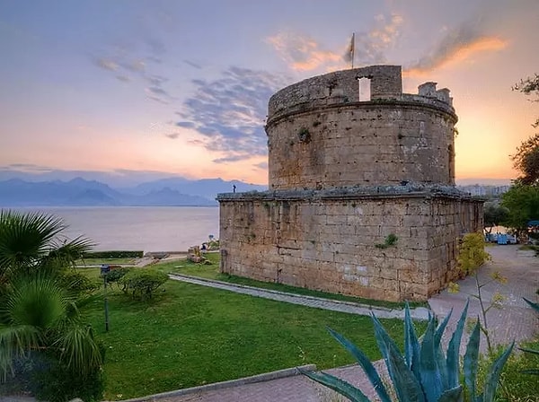 8. Hidirlik Tower