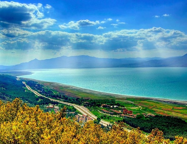 5. Lake Burdur