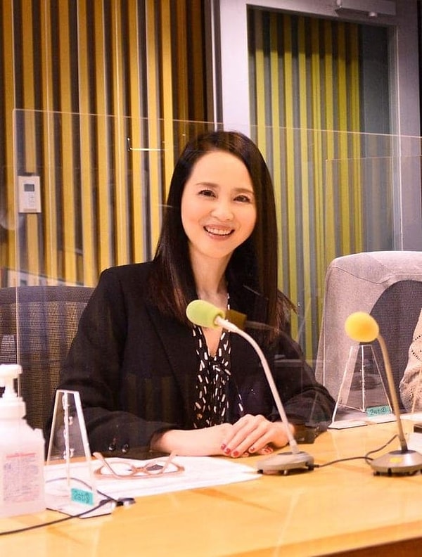 5. А сколько лет этой женщине?