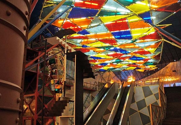 3. Станция «Olaias» в Лиссабоне (Потругалия)