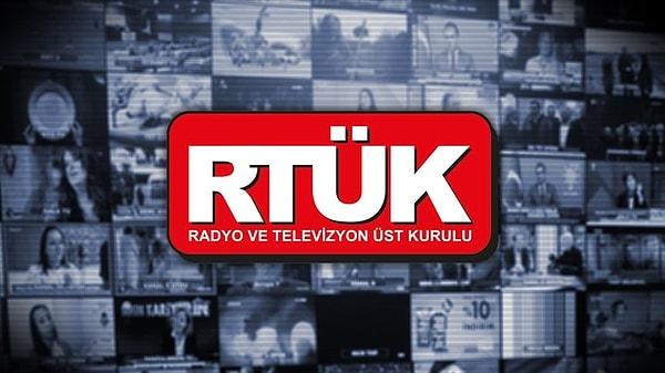 Dizinin özetiyle beraber başlamasının ardından RTÜK, Kızılcık Şerbeti'nin yayınını aniden durdurdu.