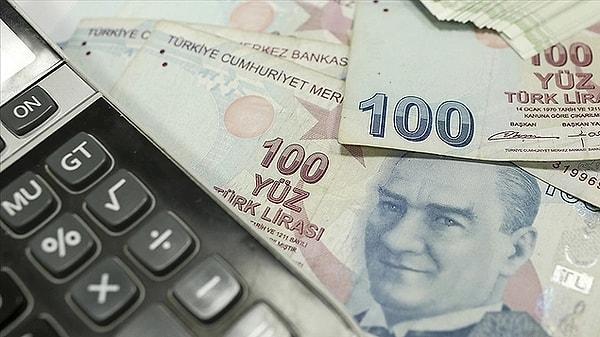 Türk-İş Başkanı Ergün Atalay, hükümetin kamu işçisi için yeni teklifinin 12 bin lira taban ücret ve ilk 6 ay için yüzde 40 zam olduğunu duyurdu.