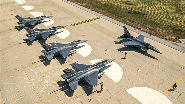 Türkiye bunun üzerine, F-35’ler için harcanan 1,4 milyar dolarlık bütçeyi mevcut savaş uçakları için modernizasyon kiti ve yeni F-16’lar satın almak için kullanmayı talep etmişti.