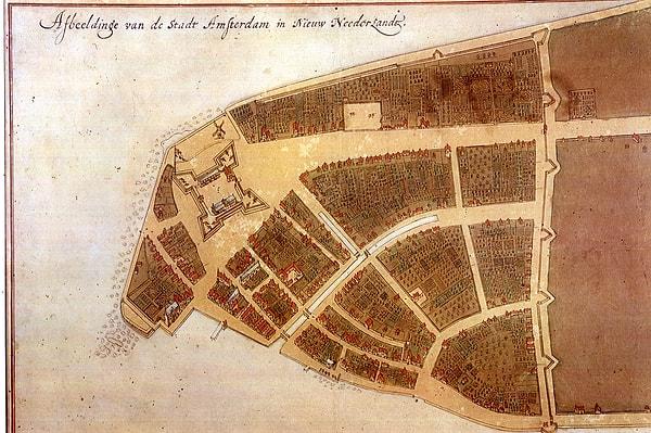 1620’li yıllarda New Amsterdam'da hâlâ yerliler yaşıyordu. Yerleşimin valisi Peter Minuit, çok daha büyük olan Manhattan Adası'nı yerlilerden aletler, tarım ekipmanları, kumaş ve kabuk boncuklar gibi ticari malların karşılığında satın aldı.