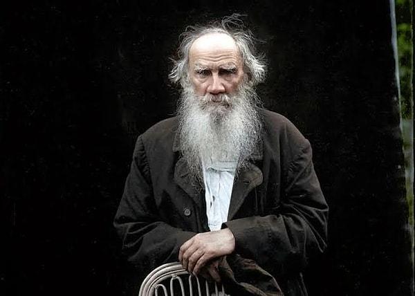 3. Tolstoy, romanın giriş kısmını yazarken sorunlar yaşadı.