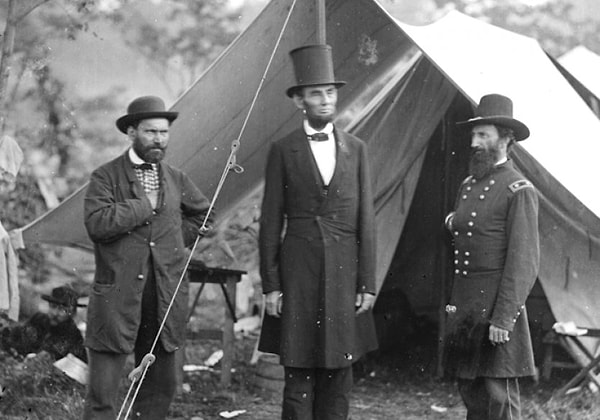 Muharebenin ardından 19 Kasım 1863'te Başkan Abraham Lincoln, Gettysburg Savaş Alanı'nda yapılan anma töreninde ünlü Gettysburg Konuşması'nı gerçekleştirdi. Bu konuşma, Amerikan tarihindeki en önemli ve etkili konuşmalardan biri olarak kabul edilir.