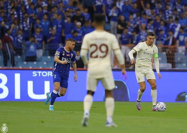 Cristiano Ronaldo'nun maçta 1-0 gerideyken rakibine yaptığı faul, ülkede ve tüm dünyada mağlubiyetin önüne geçti.