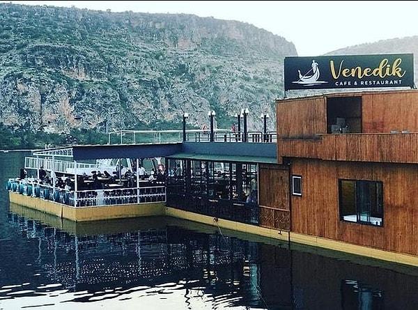 Halfeti Venedik Restaurant
