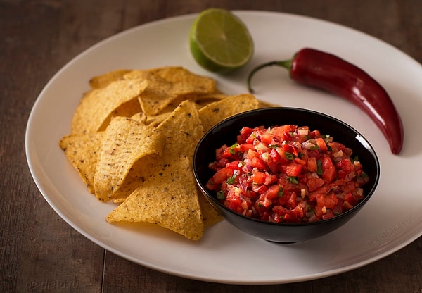 10. Название какого танца совпадает с названием острого соуса из мелко нарезанных томатов?