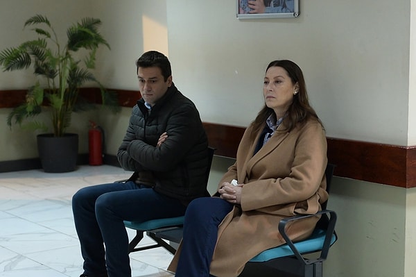 ATV ekranlarının sevilen dizisi Aldatmak'ın son bölümünde; Güzide'nin aldığı galibiyet, Tarık ve Yeşim'in ayrılığına sebep olur.