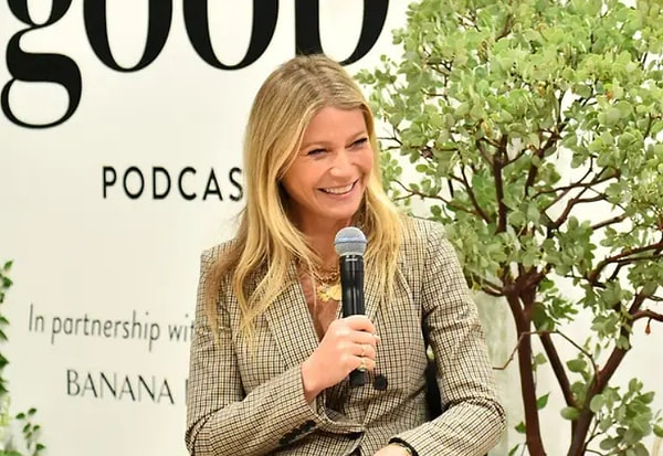 Во время выступления на подкасте Goop Гвинет Пэлтроу неправильно отметила, что Скарлетт была замужем дважды — и ее пришлось поправить