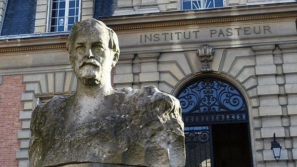 Genç bilim insanı Türkiye'ye dönmeden önce Fransa'da Pasteur, Frankfurt'ta Experimentelle Therapi, Berlin'de Robert Koch Enstitülerinde, Viyana'da Mödling Serum Aşı Enstitüsünde çalışarak bilgilerini genişletir ve 1927'de yurda döner.