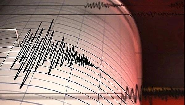 Başta afet bölgesinde yaşanan artçı depremler olmak üzere ülkemizde meydana gelen tüm sarsıntılar gündem oluyor. Vatandaşlar 'deprem mi oldu?' sorusunun yanıtını arıyor.