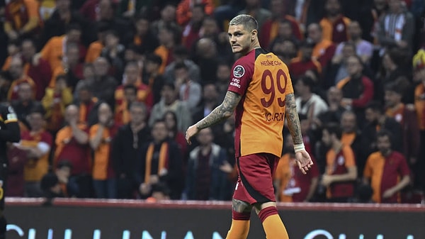 Lider Galatasaray ligin bitimine sayılı hafta kala birbirinden zorlu karşılaşmalara çıkacak.