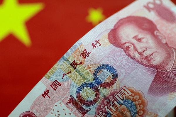 8. Banknotların üzerinde görme engelliler için kabartma yazı ile "Çin Halk Bankası" yazmaktadır.