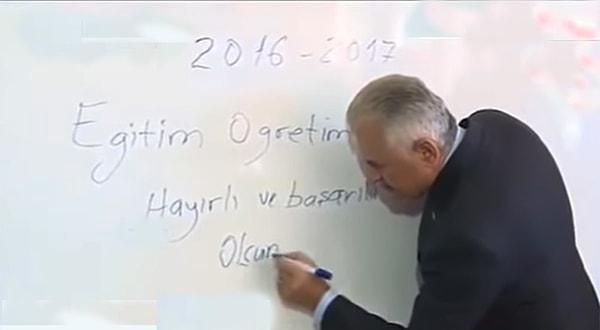 Hatırlarsınız yıllar önce de Erzincan'da sınıf tahtasına “2016-2017 Eğitim Öğretim yılı hayırlı ve başarılı olsun” yazan Yıldırım’ın imla hatalarına sınıfta bulunan öğretmenler müdahale etmişti.
