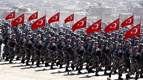 Türkiye'nin askeri harcamaları ise geçen yıla göre yüzde 26 azalışla 10.6 milyar dolar oldu.
