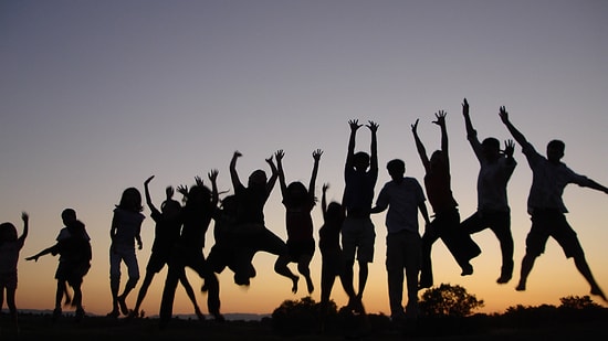 Bize Yaşantını Anlat, Sana Nasıl Bir Gençliğinin Olduğunu Söyleyelim!