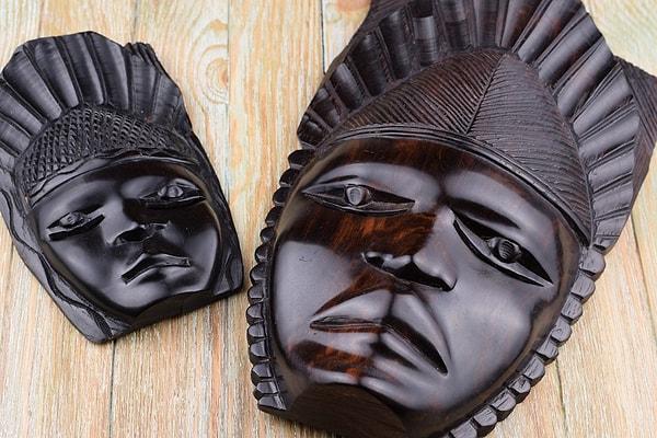 Bu eserlerdeki estetik değer ve teknikler Batı kültürlerinde de sık sık kullanılmaktadır. Hatta Afrikalı eserler olmadan günümüz sanatının çok farklı bir görüntüye sahip olacağını söylemek yanlış olmazdı.