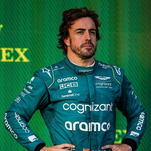 41 yaşındaki Aston Martin Formula 1 takımının pilotu Fernando Alonso yaş aldıkça pistteki yeteneklerini daha saf bir şekilde hayranlarıyla buluşturuyor.