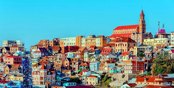 23. И последнее: где можно найти город Антананариву?