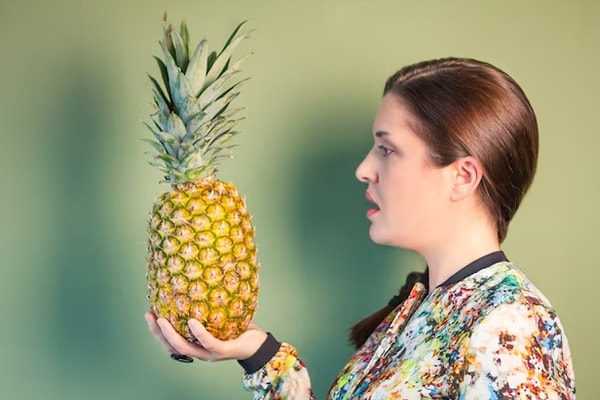 «На работе я рассказал о случившемся другу, и он тут же сказал, что нас пригласили на вечеринку свингеров»