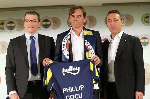 Ali Koç yönetimindeki Fenerbahçe ilk olarak teknik direktörlük koltuğuna Phillip Cocu'yu getirmişti. Sportif Direktör Damien Comolli!