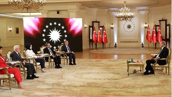 Cumhurbaşkanı Erdoğan, dün akşam katıldığı canlı yayında rahatsızlanmıştı.