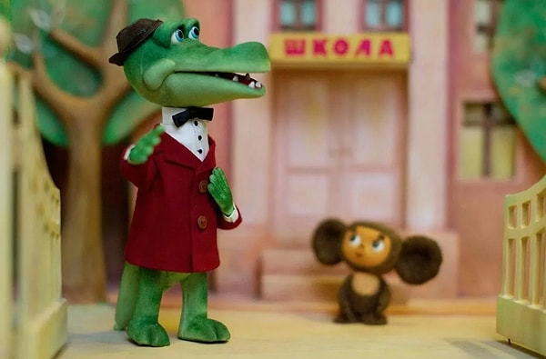 9. Кто написал стихи к песенке крокодила Гены («Пусть бегут неуклюже пешеходы по лужам»)?