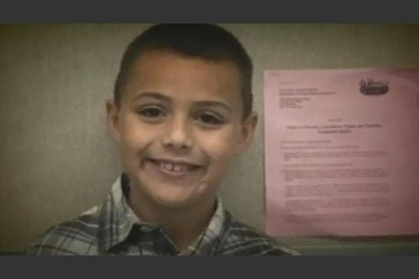 Ölümünden önceki birkaç yılda işkence gördüğü ortaya çıkan 10 yaşındaki Avalos'un bu süre boyunca dayak yediği ve istismar edildiği de açıklandı.