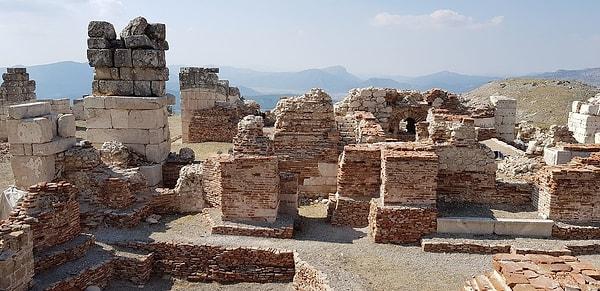 The Roman Bathhouse - A Glimpse into Ancient Daily Life