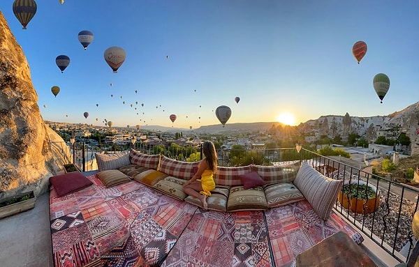 2.	Consider taking a hot air balloon ride: