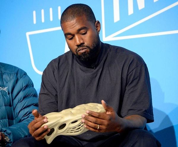 7. Kanye West'in tasarladığı o meşhur ayakkabıları bilmeyen yoktur.