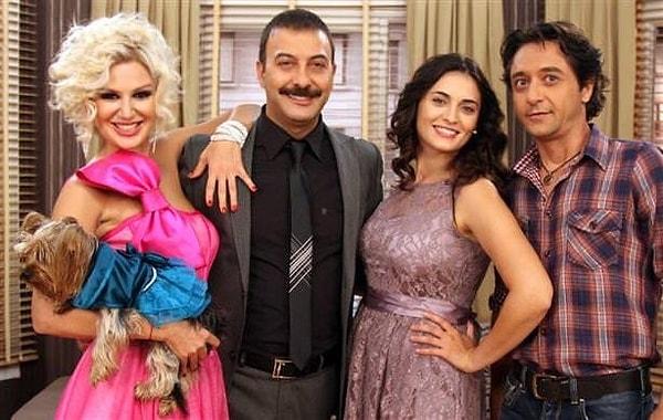 93 bölüm süren dizi Türk televizyon tarihinin en sevilen komedi işlerinden olsa da final bölümünde Cazibe'nin dolandırıcı olarak gösterilmesi izleyicilerden epey tepki almıştı.