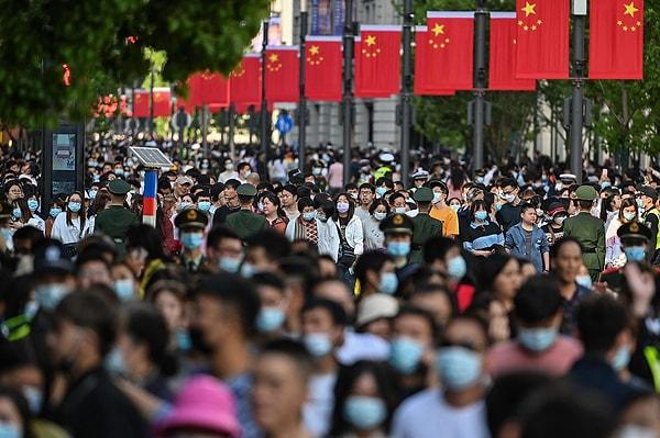 20. yüzyıl, nüfus artışının Çin'de zirve olduğu dönemlerden biriydi: Gelişen sağlık sistemleri ile de birlikte Çin, 'gelişmekte olan ülke' olarak sınıflandırılıyordu.