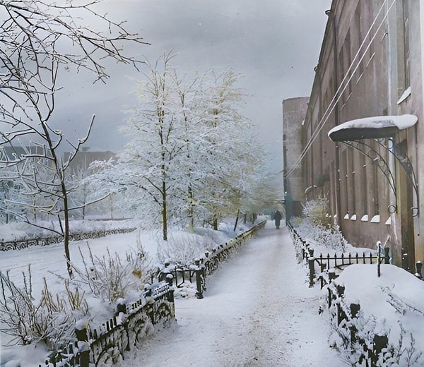 11. Заснеженная улица Перми (1970 год).