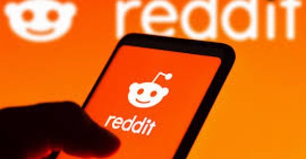 Reddit, daha öncesinde iki kez denediği ancak hataları ve kullanıcılar tarafından beğenilmediği için kaldırdığı sohbet kanallarını tekrardan hayata geçiriyor.