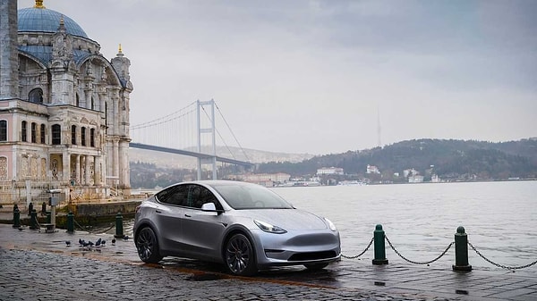 TOGG'un 180 noktada yetkili servisi var ancak Tesla'nın ise henüz ülkemizde bir yetkili servisi yok.