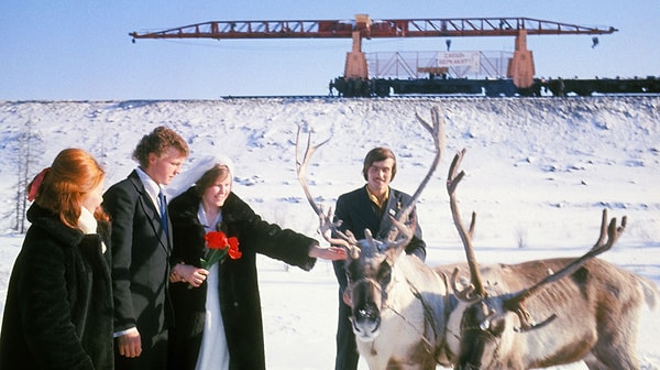 14. В 1997 году самостоятельное управление Байкало-Амурской магистрали было отменено, и магистраль была административно разделена между двумя железными дорогами: Восточно-Сибирской и Дальневосточной.