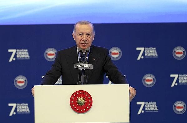 Cumhurbaşkanı Recep Tayyip Erdoğan, seçim sonrasını işaret ederek memurlara ve emeklilere zam açıklaması yaptı.