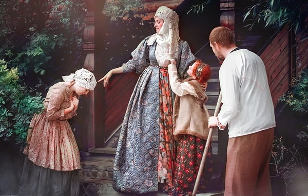 8. Какой царь отменил крепостное право?