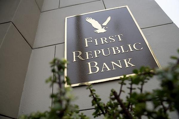 First Republic Bank'ın 8 eyalette 84 ofisi, JPMorgan Chase şubeleri olarak yeniden açılacak.