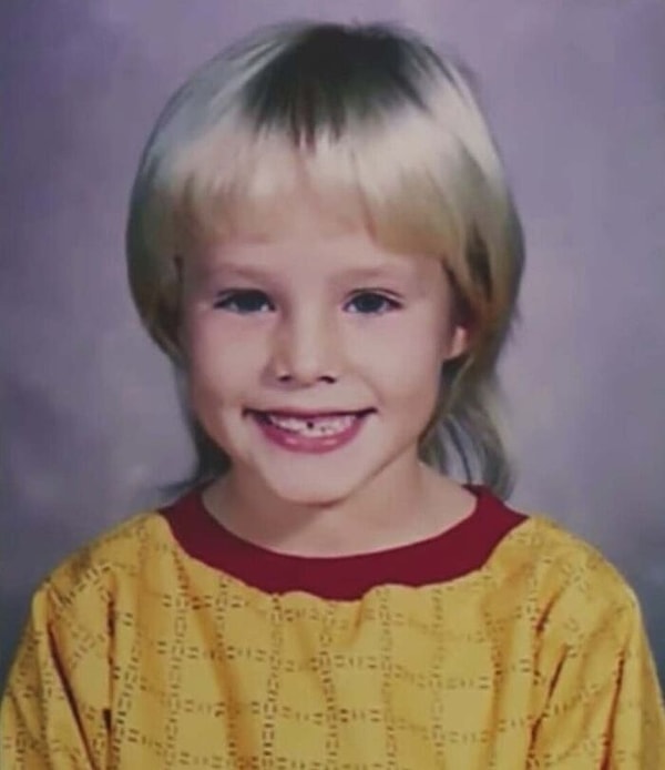 22. Кристен Белл