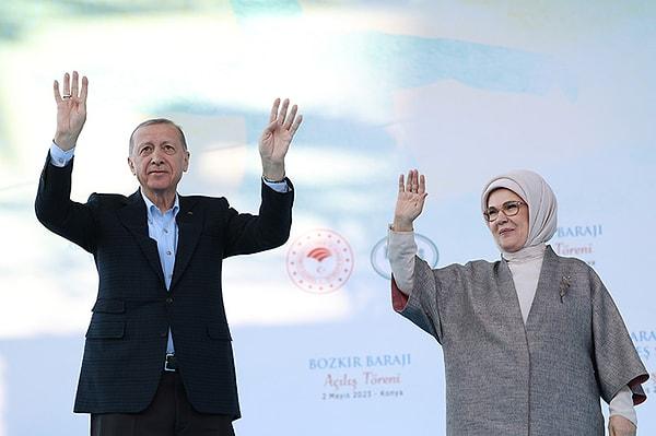 Cumhurbaşkanı Erdoğan, Kılıçarslan Meydanı’nda düzenlenen “Karapınar Güneş Santrali, Bozkır Barajı ve Abdülhamit Han Caddesi ile Yapımı Tamamlanan Diğer Projelerin Toplu Açılış Töreni”nde konuştu.