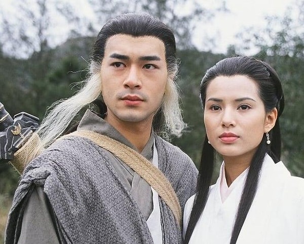 Хотя продажа человеческих костей в Китае была запрещена в 2006 году, грабители могил по-прежнему продолжают продавать их нелегальными способами.