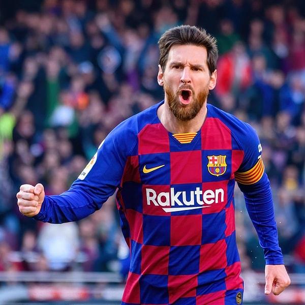 PSG ile sözleşmesi sezon sonunda bitecek olan Messi'nin Barcelona'ya dönme ihtimali ise artık hiç uzak değil...