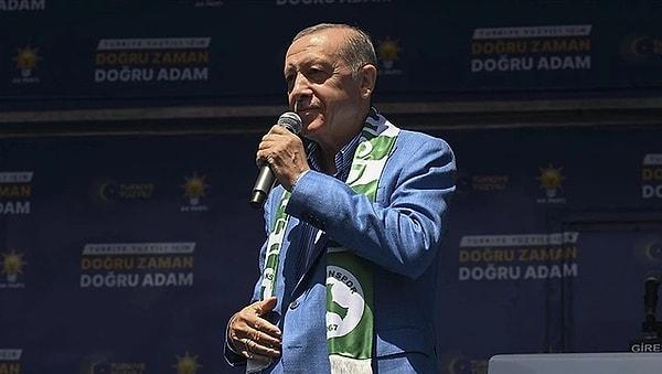 Cumhurbaşkanı Erdoğan, Giresun'da yaptığı konuşmada, "Ben biliyorum, sizler ne soğana ne patatese, liderinizi kurban etmezsiniz" dedi.