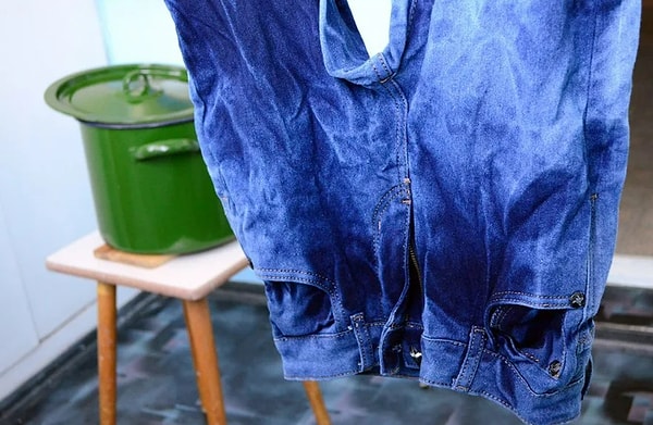 5. При помощи чего делали джинсы-варенки?